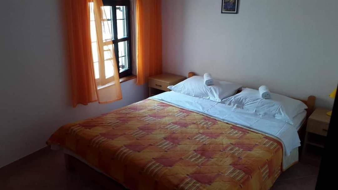 Apartmani Linda Vodice Exterior photo